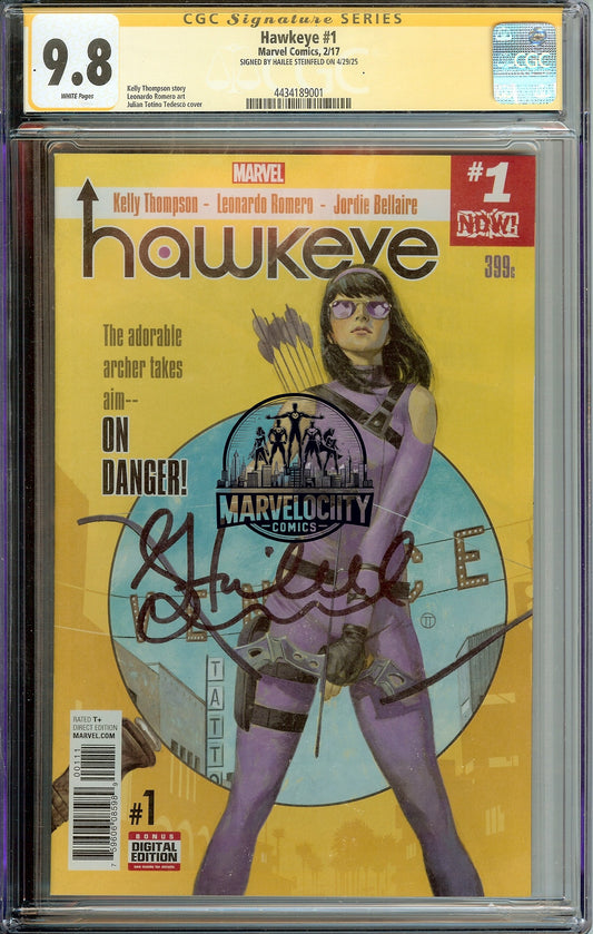 🔥 Hawkeye #1 Young Avengers Hailee Steinfeld Signed  CGC 9.8 🔥